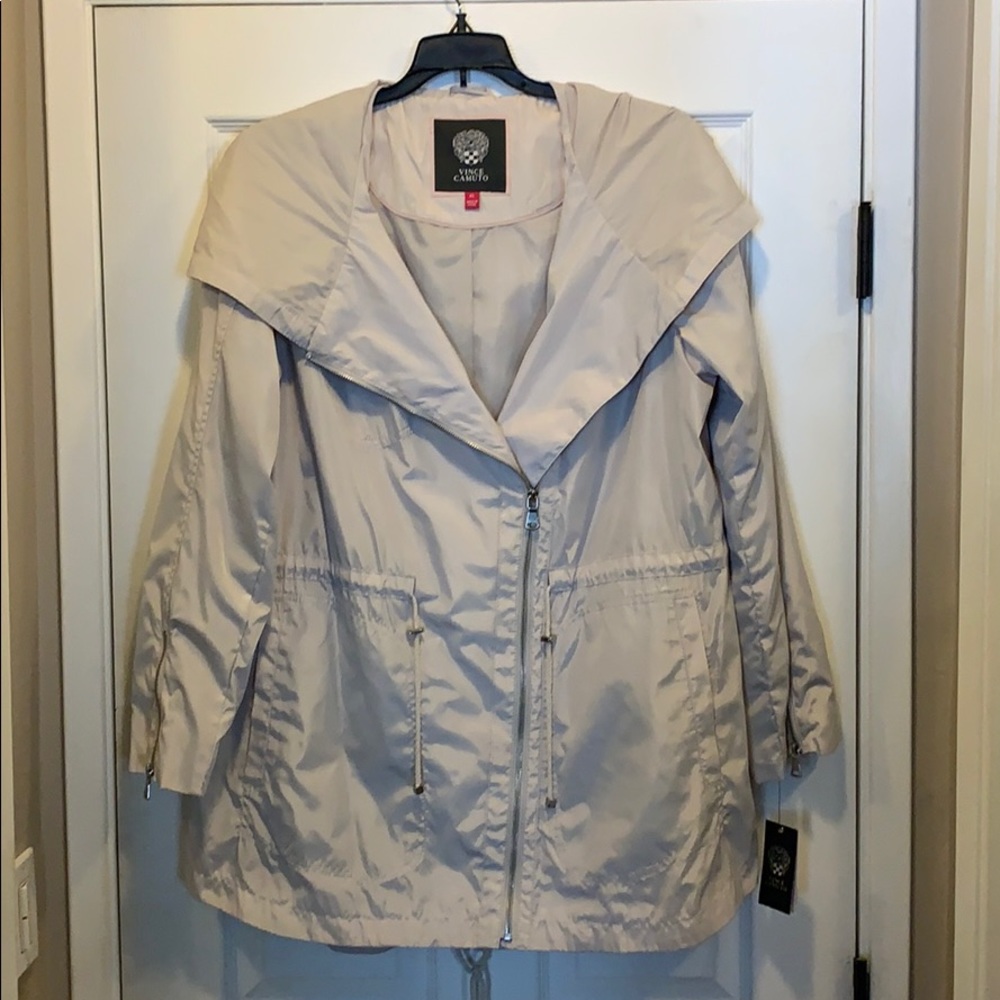Vince Camuto light Weight Hooded Anorak Jacket